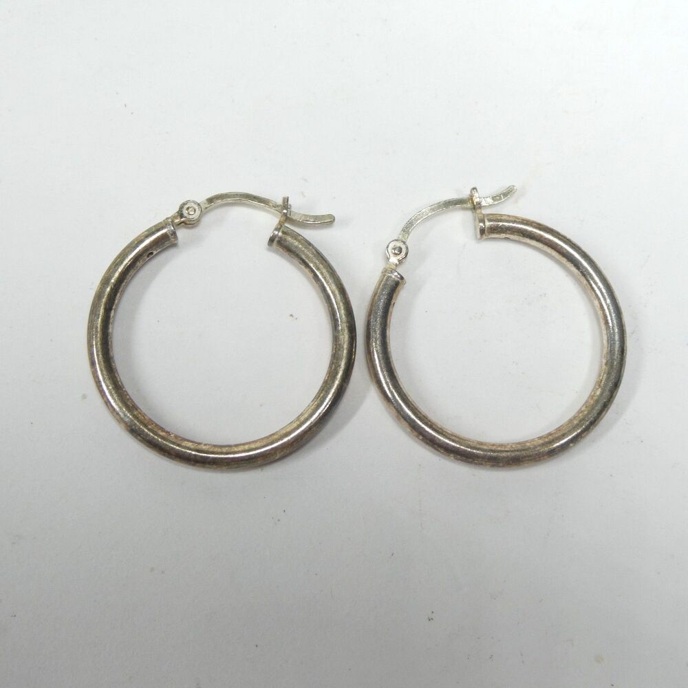 Sterling Silver Hoop Earrings 7/8" Round Signed SU925 Latch Back